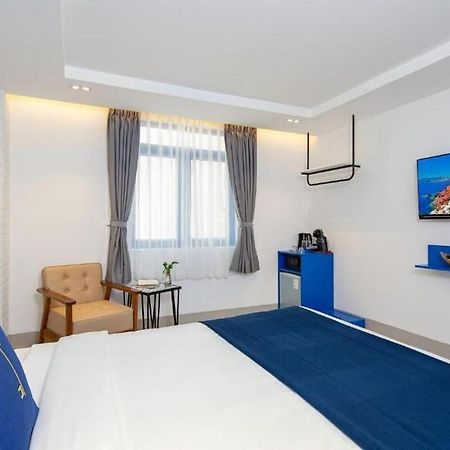 Lucia Beach Hotel ดานัง ภายนอก รูปภาพ