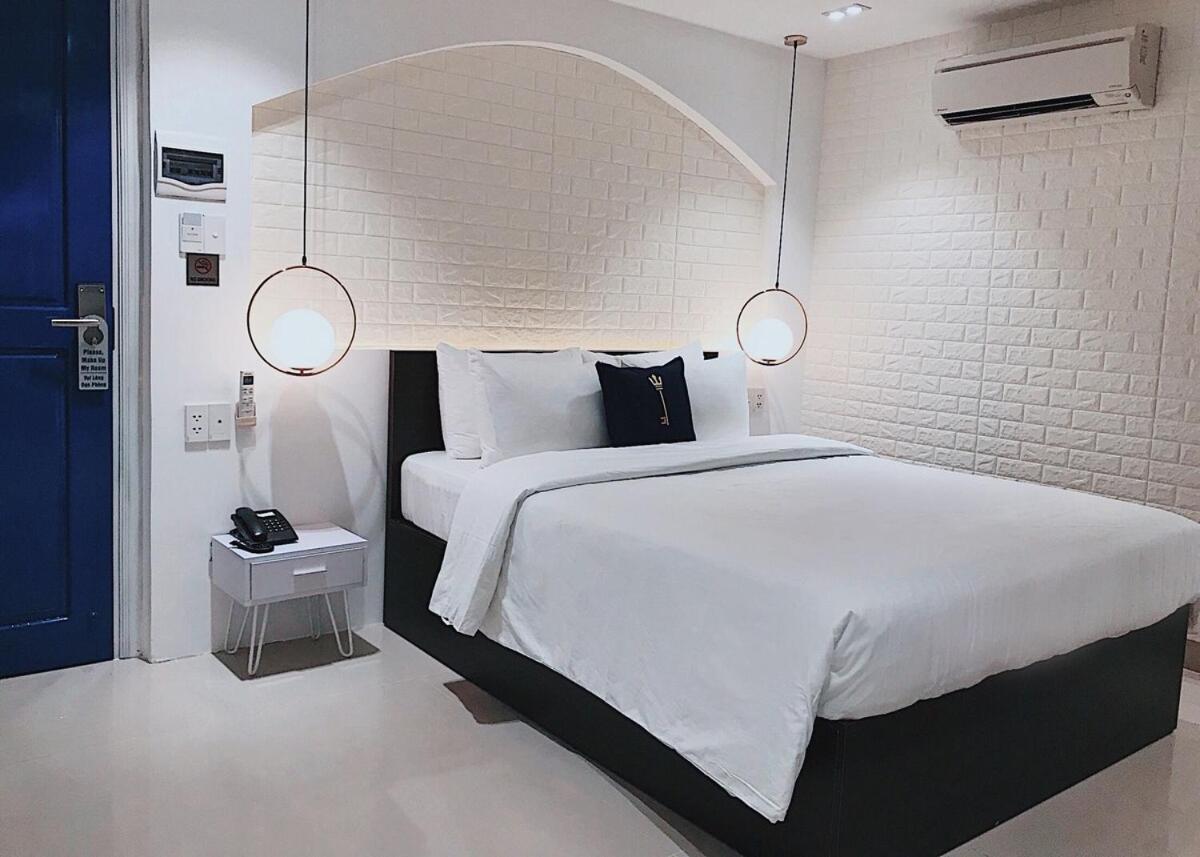 Lucia Beach Hotel ดานัง ภายนอก รูปภาพ