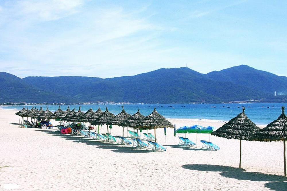 Lucia Beach Hotel ดานัง ภายนอก รูปภาพ