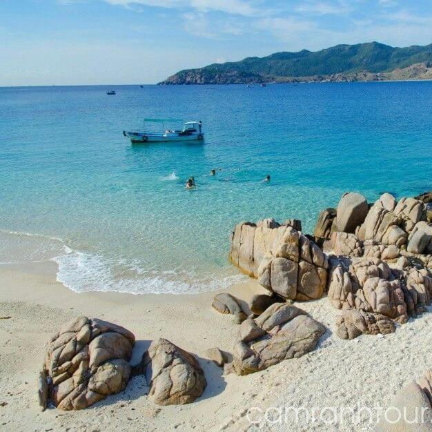 Lucia Beach Hotel ดานัง ภายนอก รูปภาพ